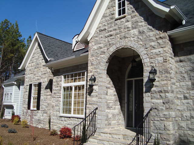 Stone Selex, Albany - logo